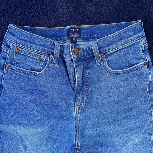 EUC J. Crew High-Rise Medium Wash Essential Straight Jeans w/ Raw Hem Sz 26 - Picture 5 of 7